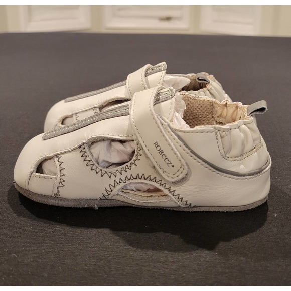 Robeez soft sole shoes - Picture 1 of 5